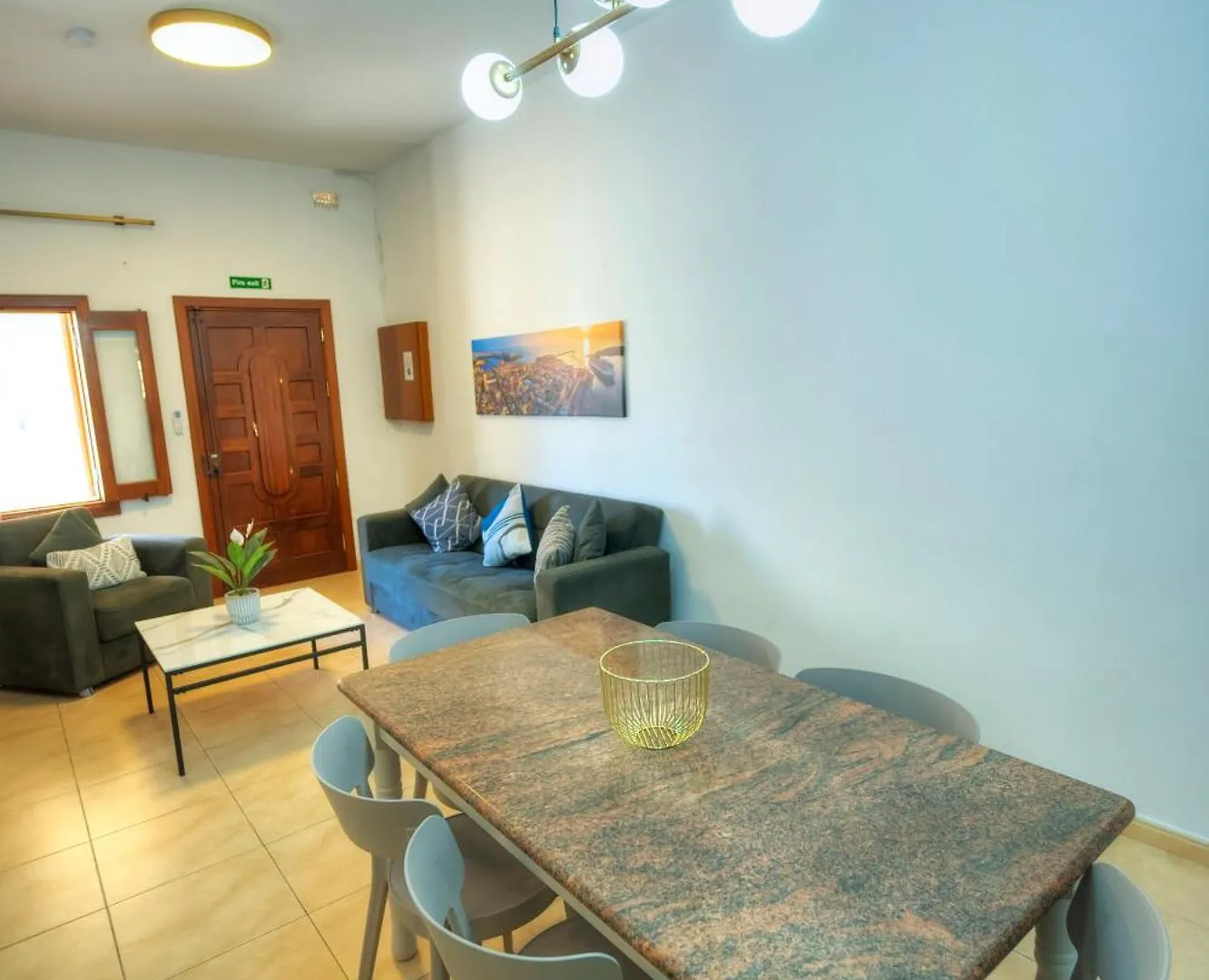 Apartment 3Bedroom House With Yard And Roof Terrace Czer1-1 Sliema Malta