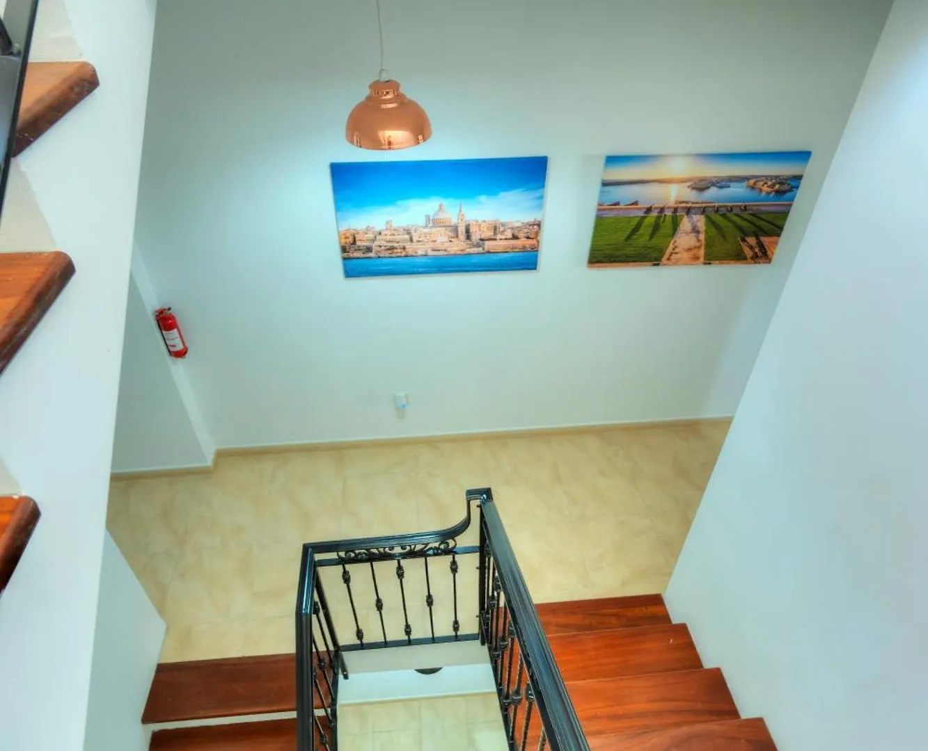 3Bedroom House With Yard And Roof Terrace Czer1-1 Sliema Apartment